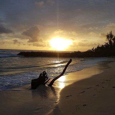 Villa Admiral Grand' Anse Buitenkant foto