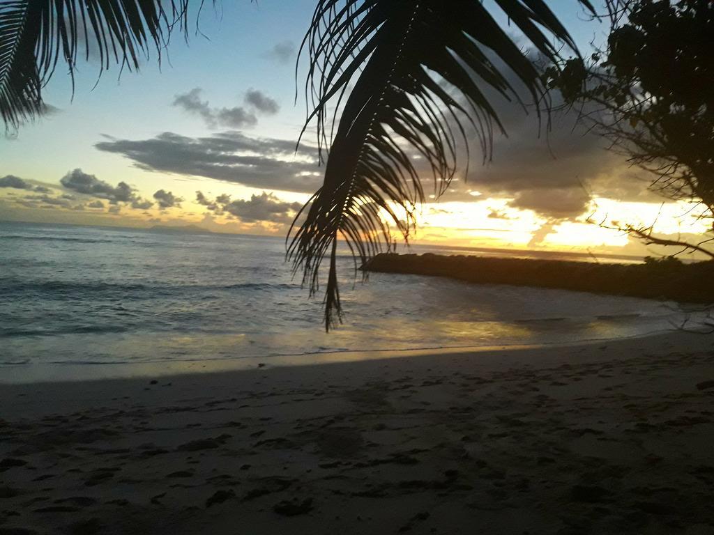 Villa Admiral Grand' Anse Buitenkant foto